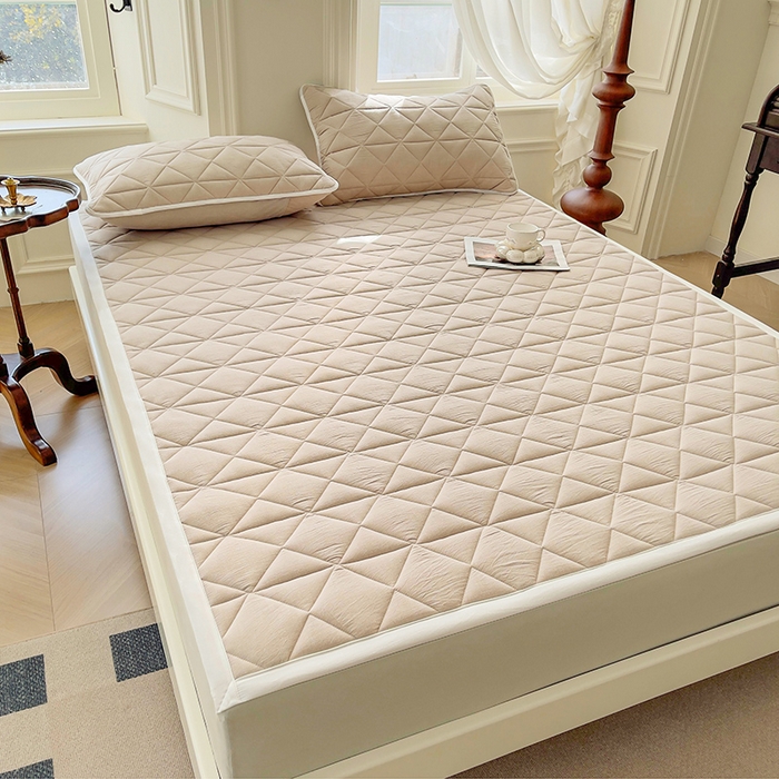 91家纺网 家纺一手货源 找家纺 3C 2024新款全棉夹棉大豆床护垫 浅驼