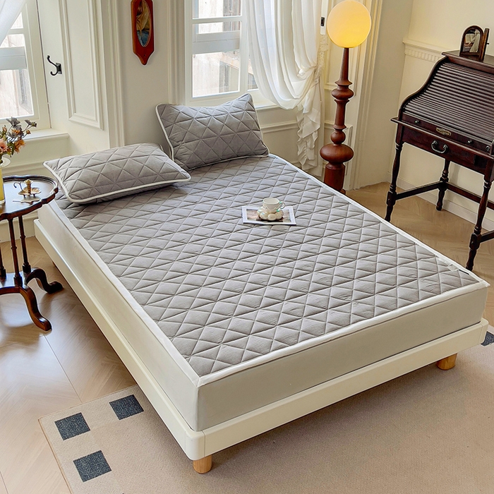 91家纺网 家纺一手货源 找家纺 3C 2024新款全棉夹棉大豆床护垫 烟灰