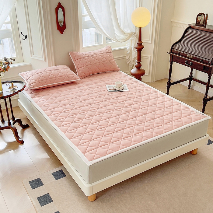 91家纺网 家纺一手货源 找家纺 3C 2024新款全棉夹棉大豆床护垫 柔粉