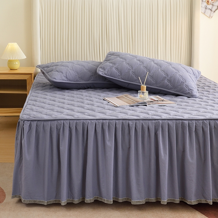 91家纺网 家纺一手货源 找家纺 3C 2024新款风车抗菌水洗棉床裙  蓝灰色