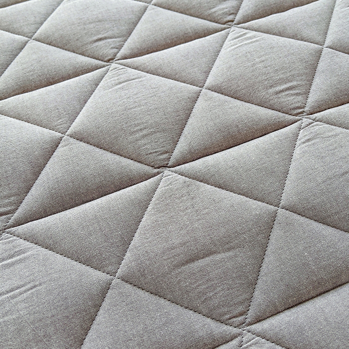 91家纺网 家纺一手货源 找家纺 3C 2024新款全棉夹棉大豆床护垫 烟灰