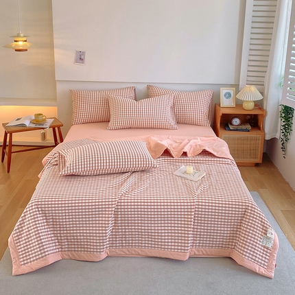 91家纺网 家纺一手货源 找家纺 莱宁 2024新款a类里外全棉色织水洗棉棉花夏被 粉小格