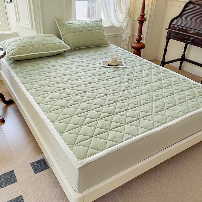 91家纺网 家纺一手货源 找家纺 3C 2024新款全棉夹棉大豆床护垫 抹茶绿