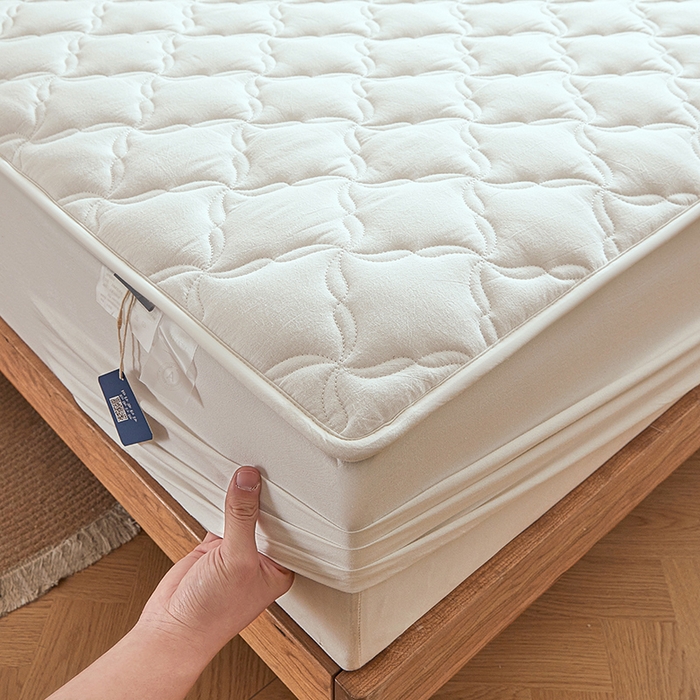 91家纺网 家纺一手货源 找家纺 3C 2024新款全棉色织水洗绵抗菌床笠 珍珠白