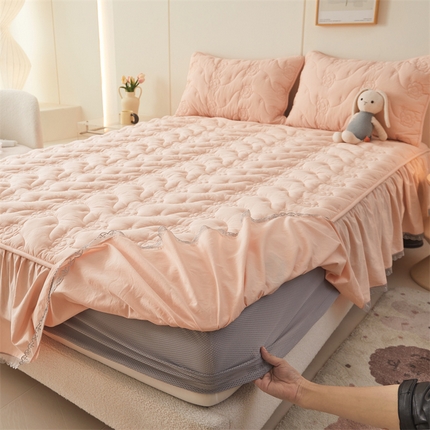 91家纺网 家纺一手货源 找家纺 3C 2024新款玫瑰水洗棉床裙式床笠 典雅玉