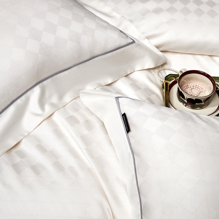 91家纺网 家纺一手货源 找家纺 U品汇 2024新款100支长绒棉提花四件套 斐乐-奶油白