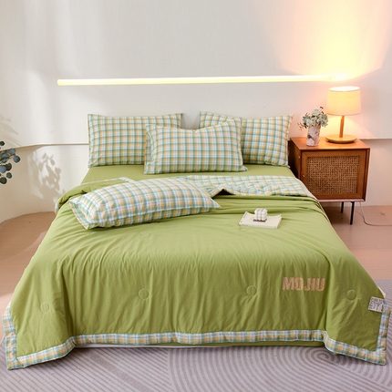 91家纺网 家纺一手货源 找家纺 莱宁 2024新款a类全棉色织水洗棉大豆夏被 甘草绿