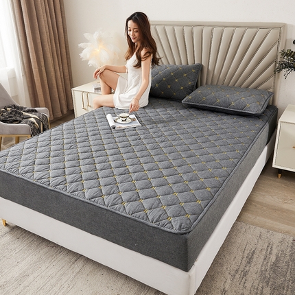 91家纺网 家纺一手货源 找家纺 3C 2024新款H标刺绣床笠 低调灰