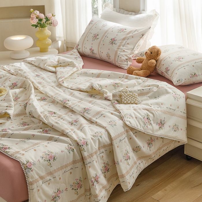 91家纺网 家纺一手货源 找家纺 优被业 2025新款全棉13372大豆夏被四件套小碎花系列 浅夏