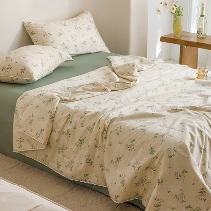 91家纺网 家纺一手货源 找家纺 （总）优被业 2025新款全棉13372大豆夏被四件套小碎花系列