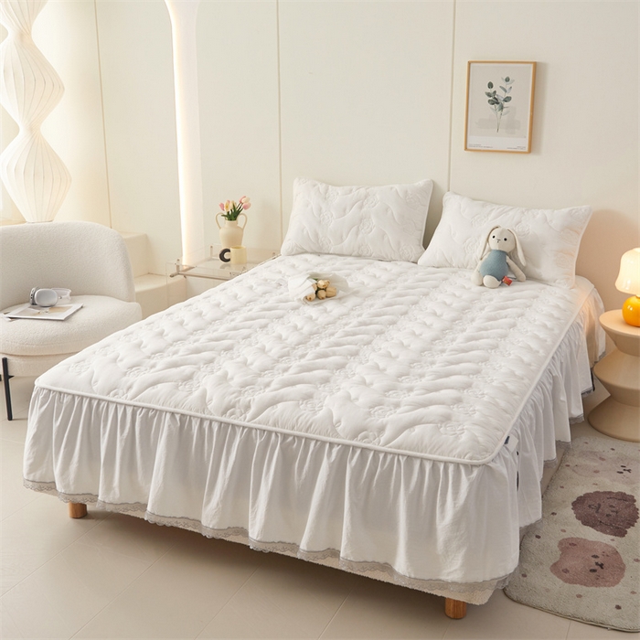 91家纺网 家纺一手货源 找家纺 3C 2024新款玫瑰水洗棉床裙式床笠 奶昔白