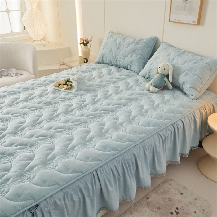 91家纺网 家纺一手货源 找家纺 3C 2024新款玫瑰水洗棉床裙式床笠 婴儿蓝