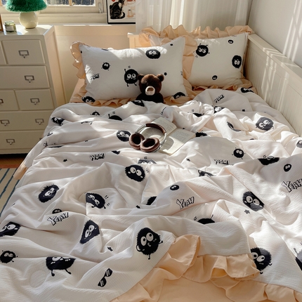 91家纺网 家纺一手货源 找家纺 顾里家纺 2024新款韩系治愈小清新花边氧气泡泡棉夏被四件套 小煤球