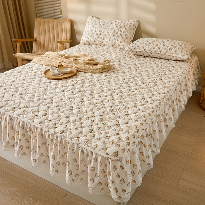 91家纺网 家纺一手货源 找家纺 3C 2024新款全棉水洗棉印花大豆床笠 铃兰花开花边款