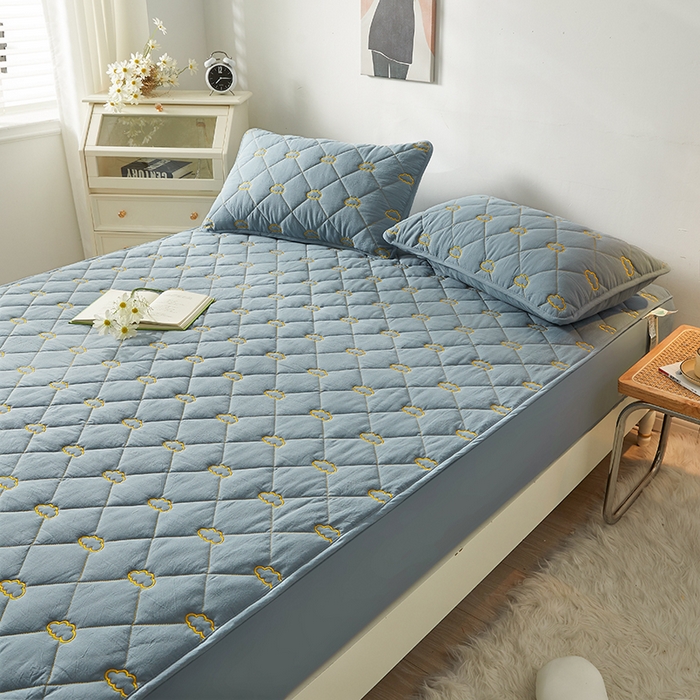 91家纺网 家纺一手货源 找家纺 3C 2024新款全棉抗菌抑菌云朵刺绣床笠 烟灰