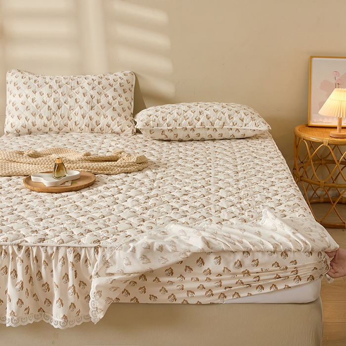 91家纺网 家纺一手货源 找家纺 3C 2024新款全棉水洗棉印花大豆床笠 铃兰花开花边款