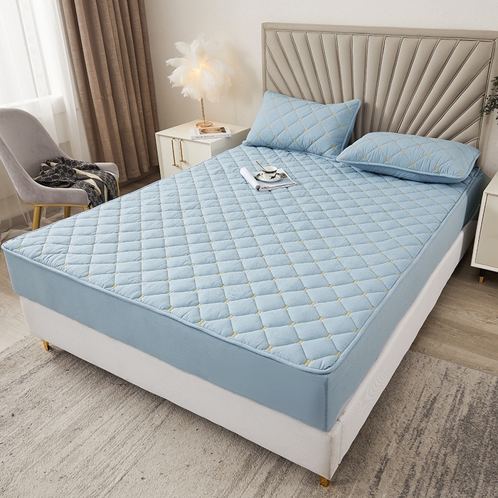 91家纺网 家纺一手货源 找家纺 3C 2024新款H标刺绣床笠 浅蓝