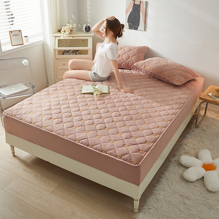 91家纺网 家纺一手货源 找家纺 3C 2024新款全棉抗菌抑菌云朵刺绣床笠 浅豆沙