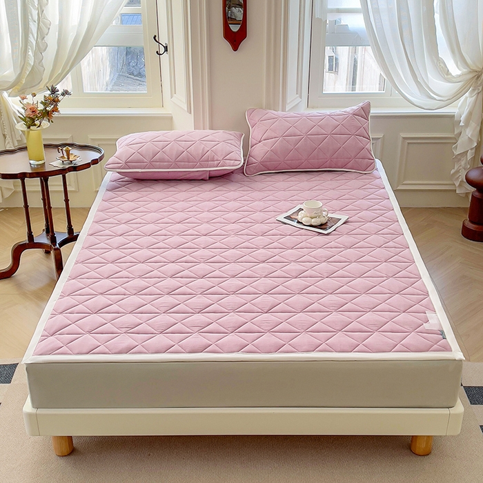 91家纺网 家纺一手货源 找家纺 3C 2024新款全棉夹棉大豆床护垫 香芋紫