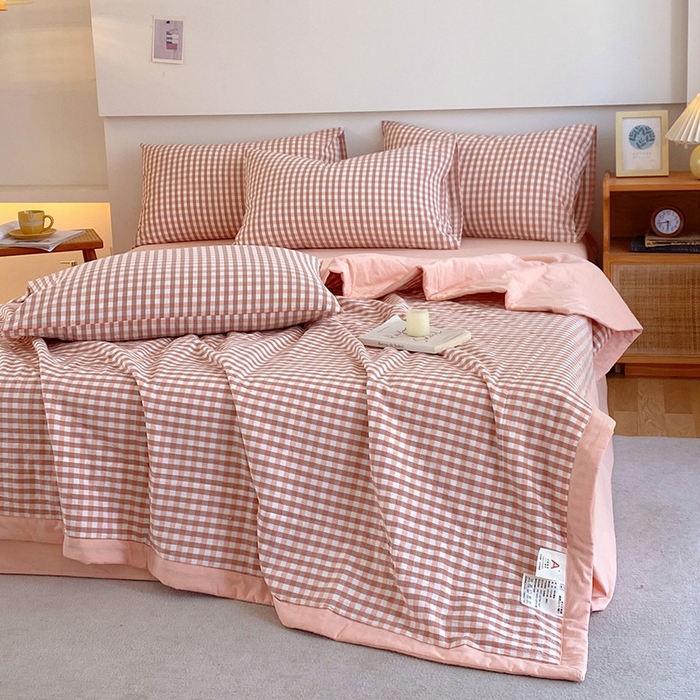 91家纺网 家纺一手货源 找家纺 莱宁 2024新款a类里外全棉色织水洗棉棉花夏被 粉小格