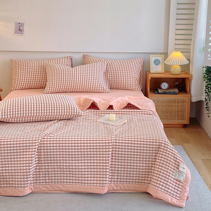 91家纺网 家纺一手货源 找家纺 莱宁 2024新款a类里外全棉色织水洗棉棉花夏被 粉小格