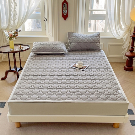 91家纺网 家纺一手货源 找家纺 3C 2024新款全棉夹棉大豆床护垫 烟灰