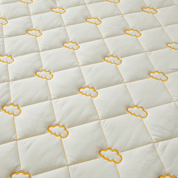 91家纺网 家纺一手货源 找家纺 3C 2024新款全棉抗菌抑菌云朵刺绣床笠 珍珠白