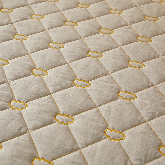 91家纺网 家纺一手货源 找家纺 3C 2024新款全棉抗菌抑菌云朵刺绣床笠 清新灰