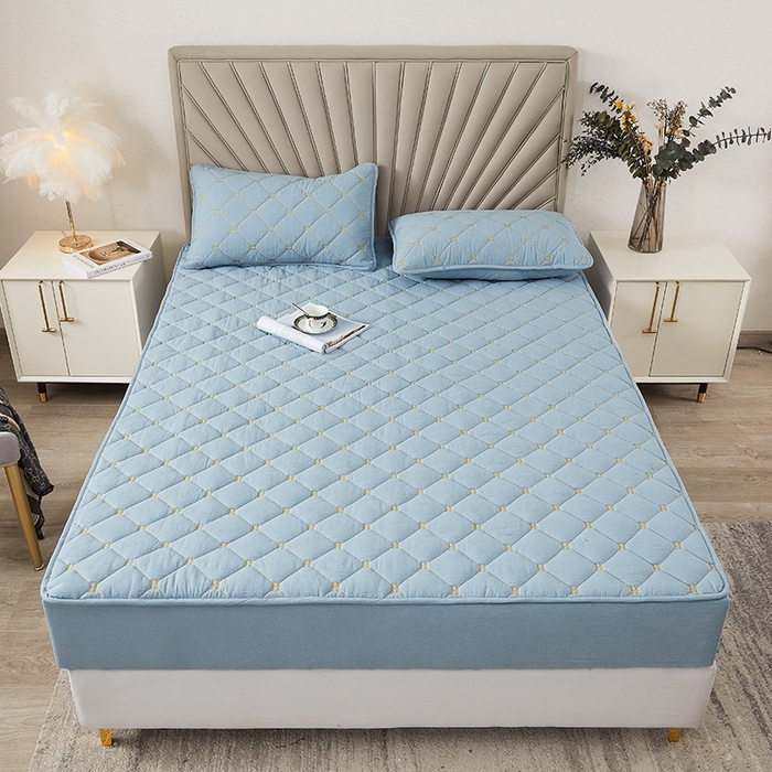 91家纺网 家纺一手货源 找家纺 3C 2024新款H标刺绣床笠 浅蓝