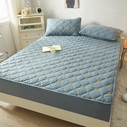 91家纺网 家纺一手货源 找家纺 （总）3C 2024新款全棉抗菌抑菌云朵刺绣床笠