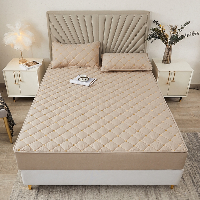 91家纺网 家纺一手货源 找家纺 3C 2024新款H标刺绣床笠 清新灰