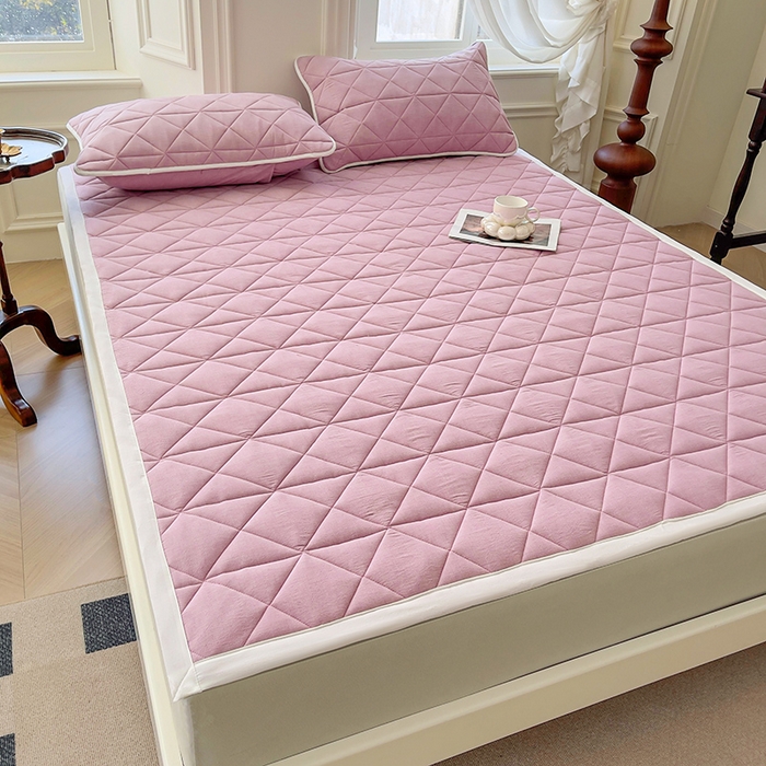 91家纺网 家纺一手货源 找家纺 3C 2024新款全棉夹棉大豆床护垫 香芋紫