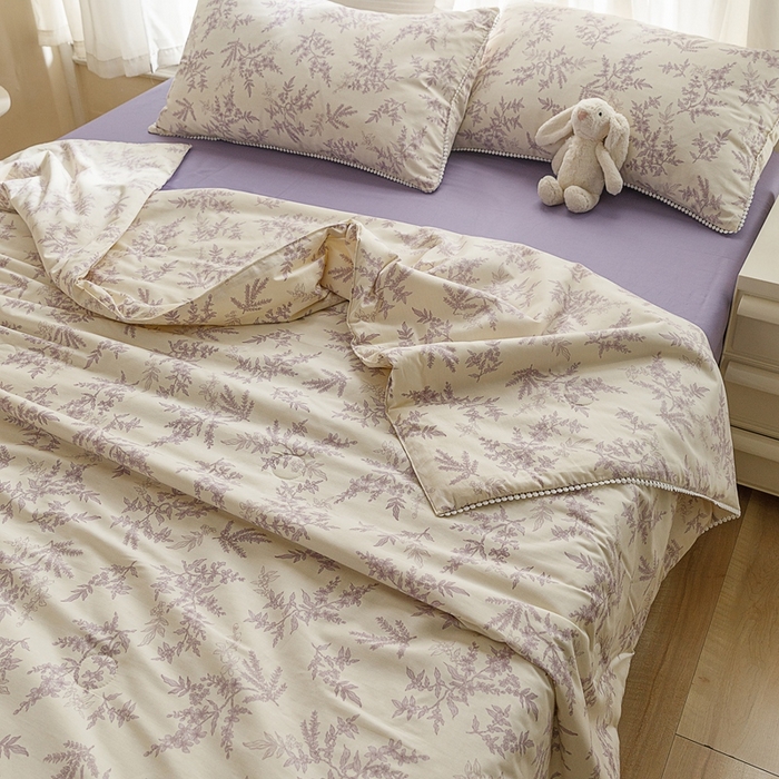 91家纺网 家纺一手货源 找家纺 优被业 2025新款全棉13372大豆夏被四件套小碎花系列 妙影