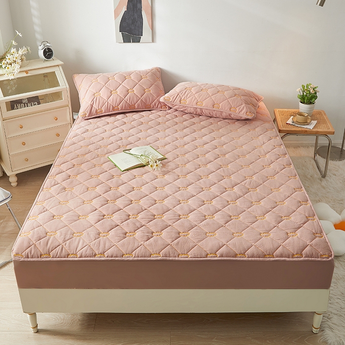 91家纺网 家纺一手货源 找家纺 3C 2024新款全棉抗菌抑菌云朵刺绣床笠 浅豆沙