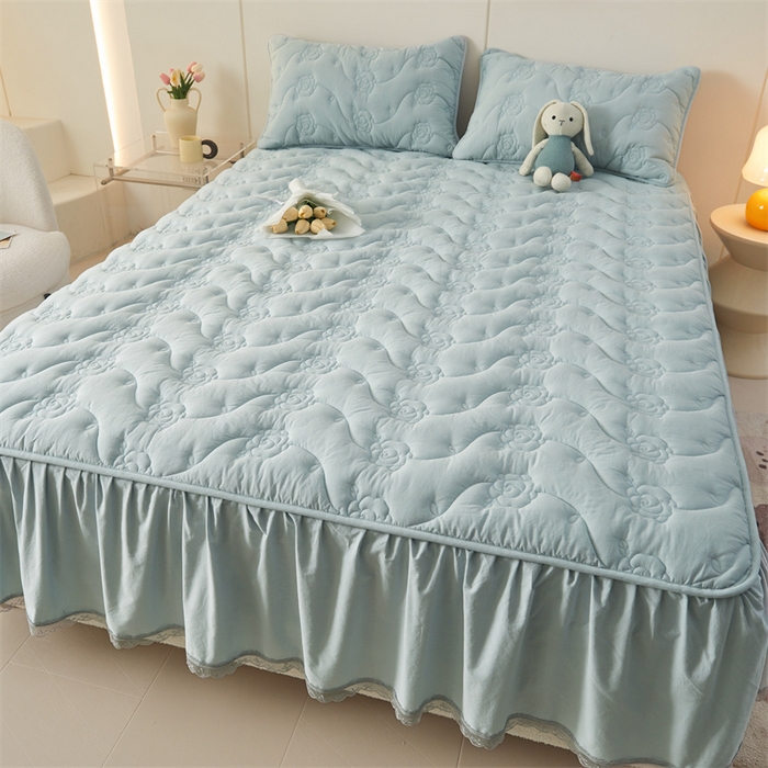 91家纺网 家纺一手货源 找家纺 3C 2024新款玫瑰水洗棉床裙式床笠 婴儿蓝