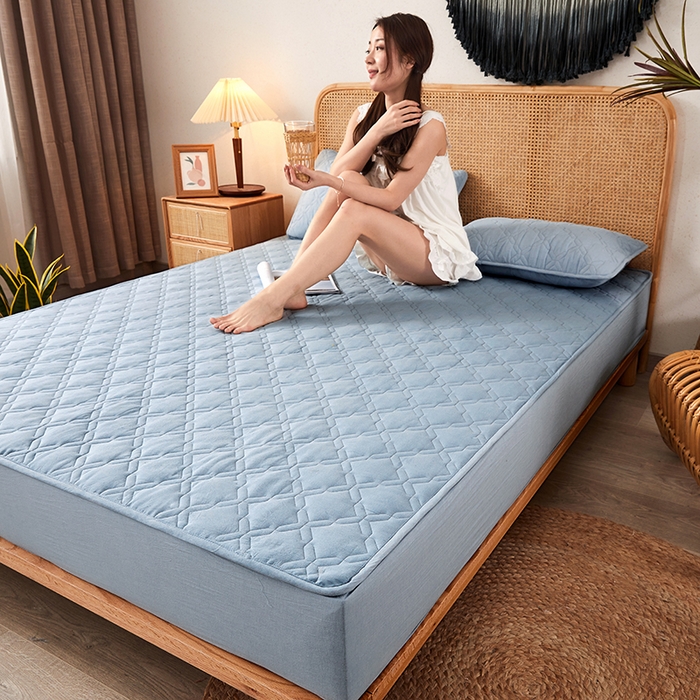 91家纺网 家纺一手货源 找家纺 3C 2024新款抗菌防螨透气防水夹棉床笠 浅蓝色