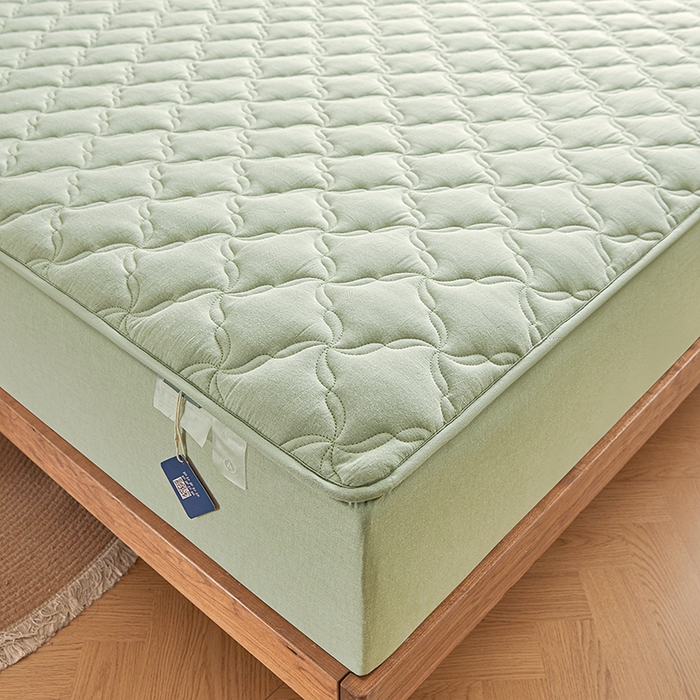 91家纺网 家纺一手货源 找家纺 3C 2024新款全棉色织水洗绵抗菌床笠 抹茶绿