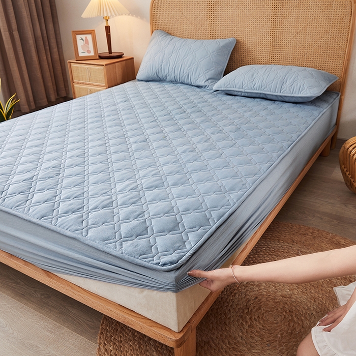 91家纺网 家纺一手货源 找家纺 3C 2024新款抗菌防螨透气防水夹棉床笠 浅蓝色