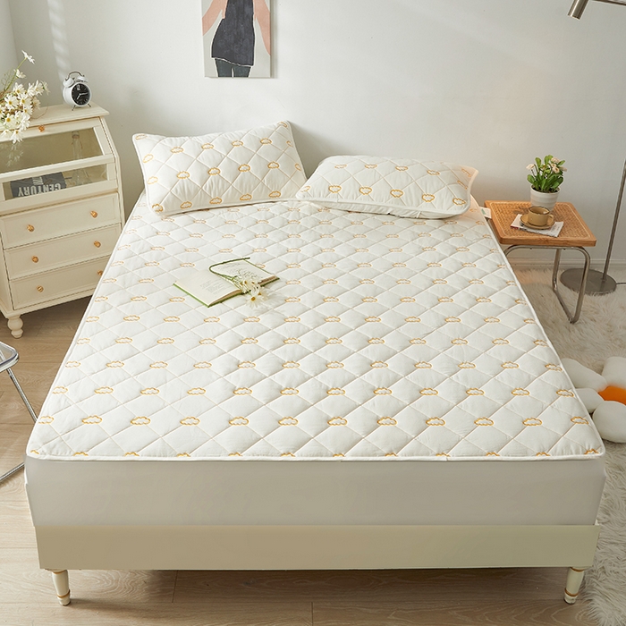 91家纺网 家纺一手货源 找家纺 3C 2024新款全棉抗菌抑菌云朵刺绣床笠 珍珠白