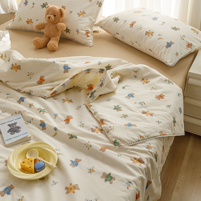 91家纺网 家纺一手货源 找家纺 优被业 2025新款全棉13372大豆夏被四件套小碎花系列 奇迹世界