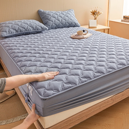 91家纺网 家纺一手货源 找家纺 3C 2024新款全棉色织水洗绵抗菌床笠 蓝灰色