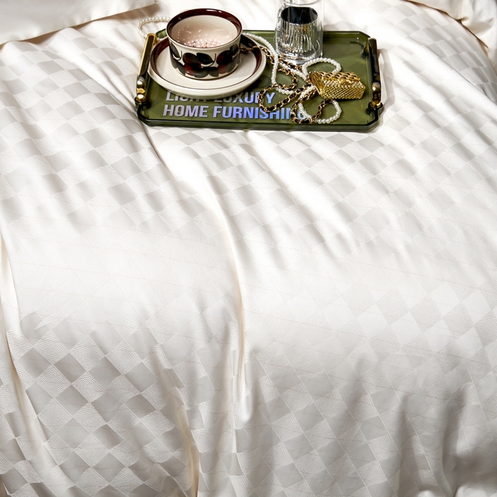 91家纺网 家纺一手货源 找家纺 U品汇 2024新款100支长绒棉提花四件套 斐乐-奶油白