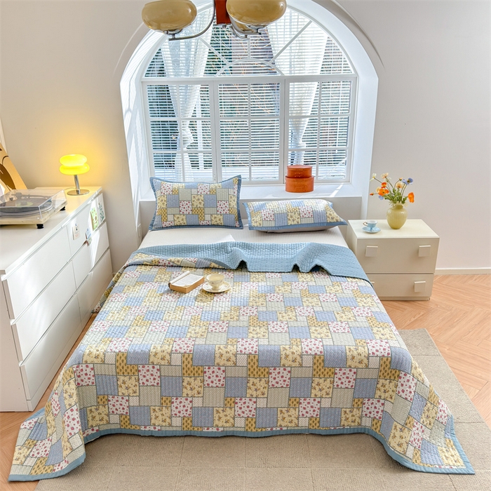 91家纺网 家纺一手货源 找家纺 美优兰2025春双面全棉水洗床盖懒人图 秘境