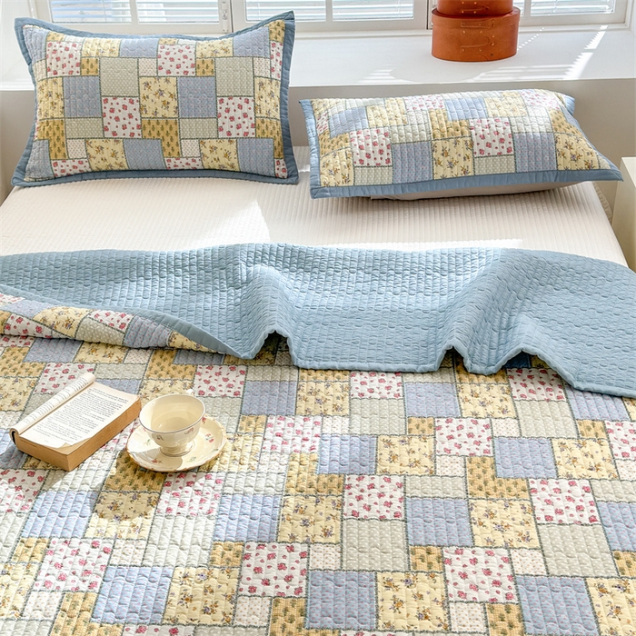 91家纺网 家纺一手货源 找家纺 美优兰2025春双面全棉水洗床盖懒人图 秘境