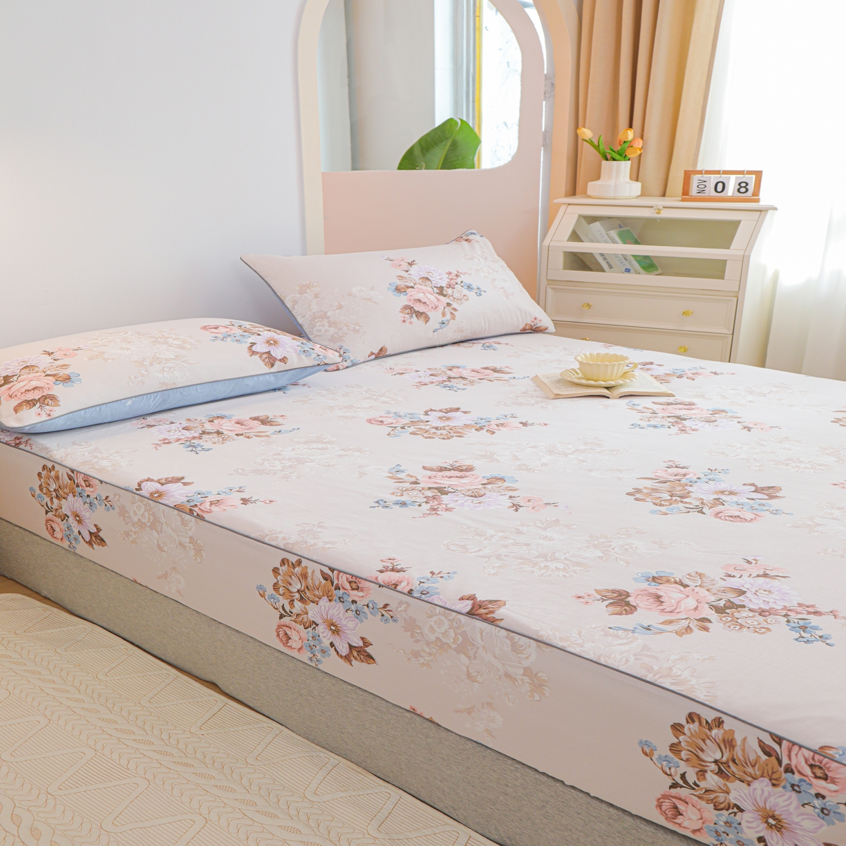 91家纺网 家纺一手货源 找家纺 元元 2024新款小清新隐藏式夹棉套件单品-夹棉床笠 娜朵花开