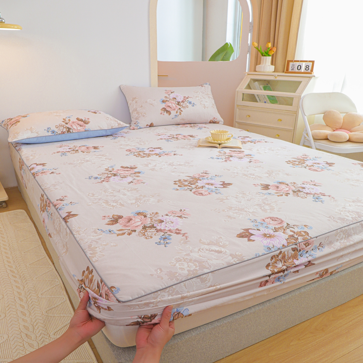 91家纺网 家纺一手货源 找家纺 元元 2024新款小清新隐藏式夹棉套件单品-夹棉床笠 娜朵花开