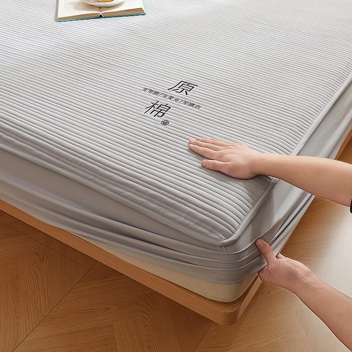 91家纺网 家纺一手货源 找家纺 喜居 2024新款原棉大豆夹棉床笠 星灰