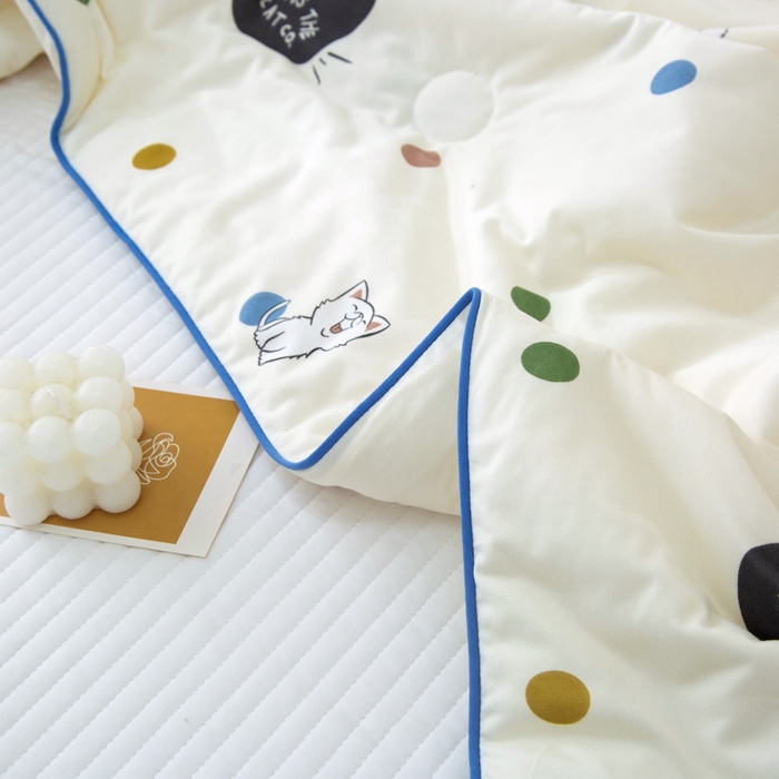 91家纺网 家纺一手货源 找家纺 维洋 2025新款A类针织大豆被夏被被子 波点黑猫