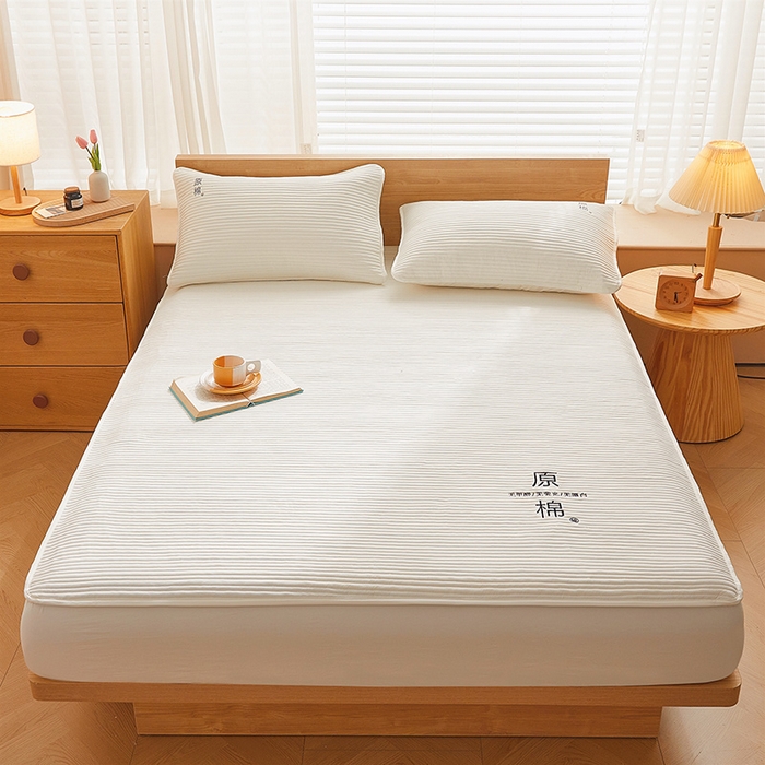 91家纺网 家纺一手货源 找家纺 喜居 2024新款原棉大豆夹棉床笠 奶白