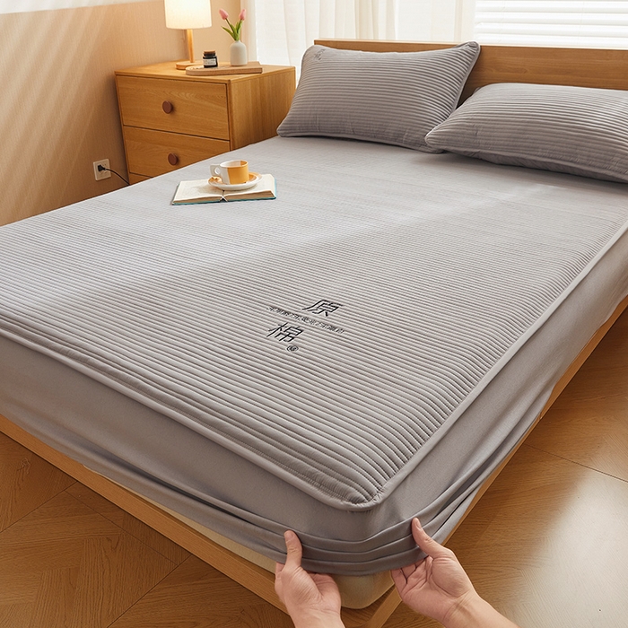 91家纺网 家纺一手货源 找家纺 喜居 2024新款原棉大豆夹棉床笠 雅灰